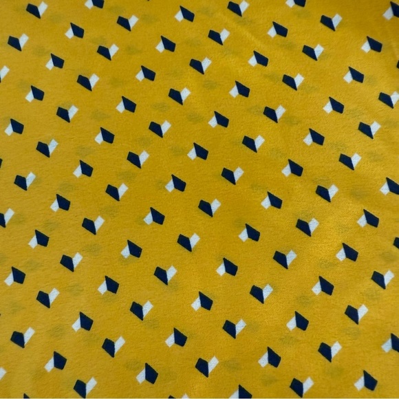 Vintage yellow patterned silk square scarf - Picture 3 of 3